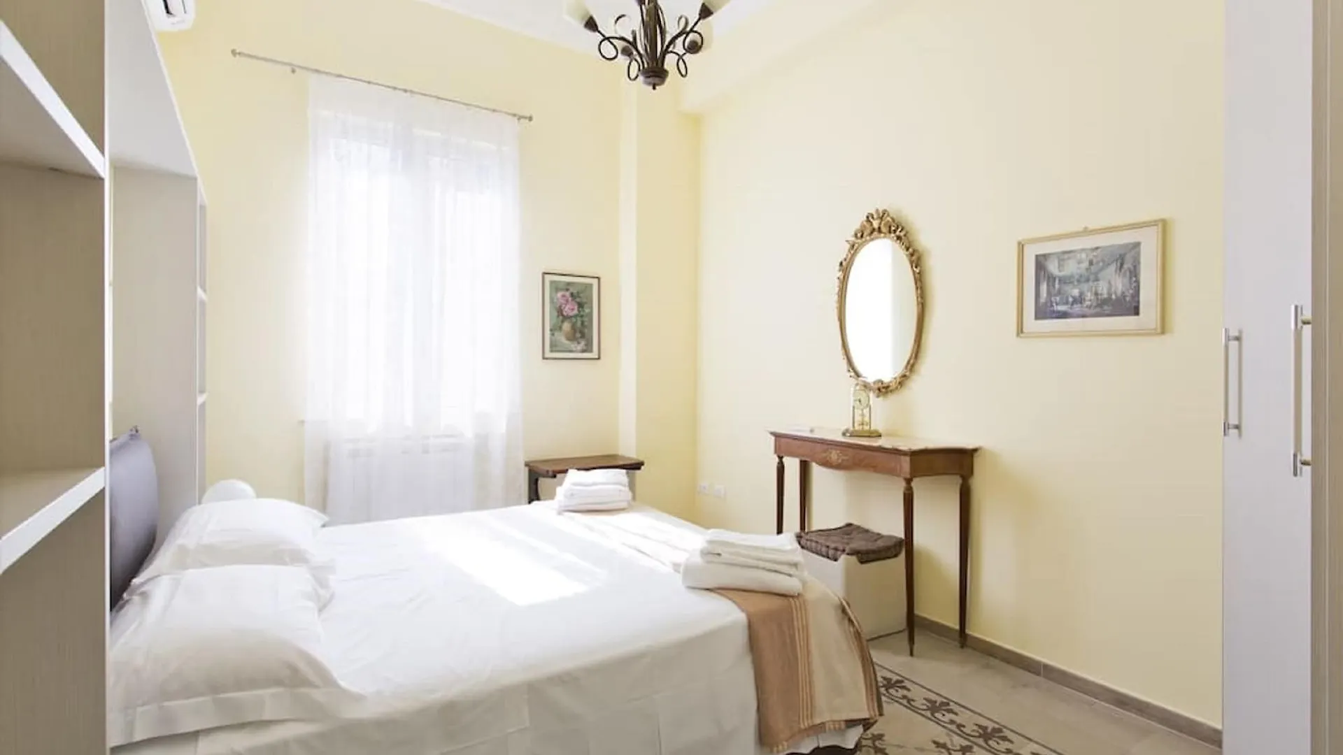 Sofia'S House Apartment Palermo Italy